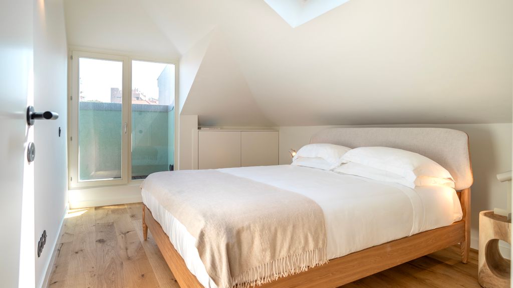 EDiTiON 147 - Sea View Penthouse by LovelyStay