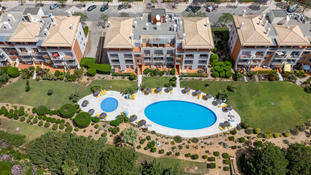 Penthouse w/Pool View in Albufeira by LovelyStay