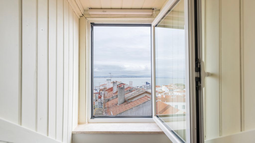 Charming and Bright Townhouse 3BDR by LovelyStay