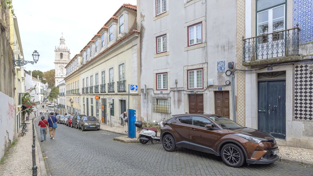 Charming and Bright Townhouse 3BDR by LovelyStay