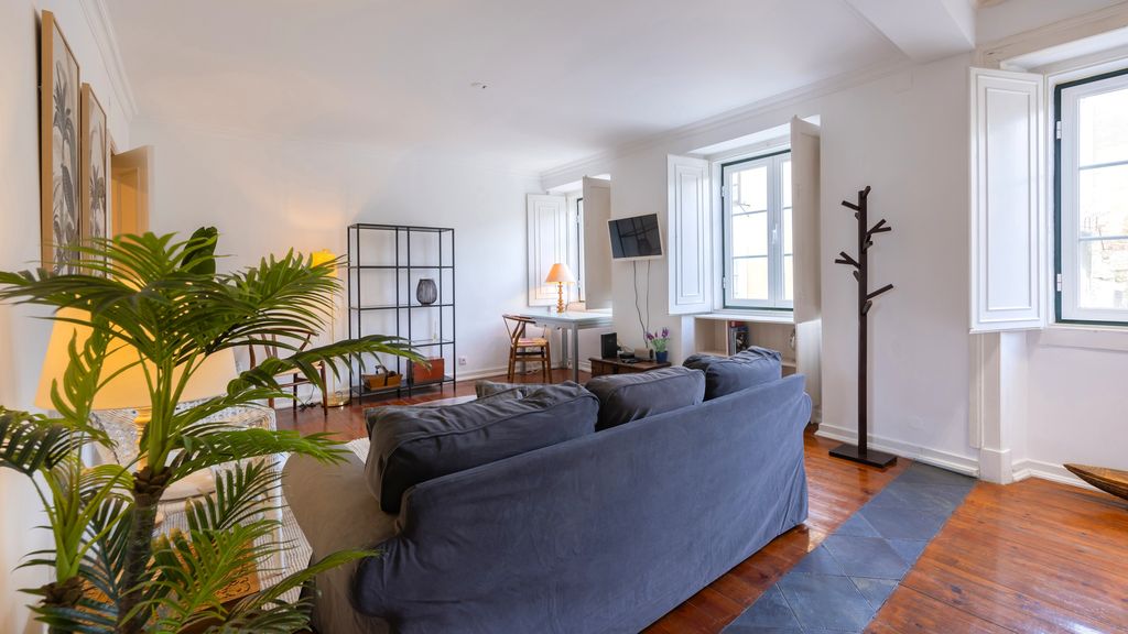 Charming and Bright Townhouse 3BDR by LovelyStay