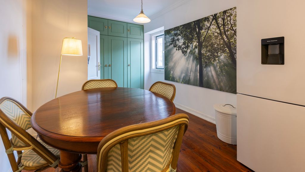 Charming and Bright Townhouse 3BDR by LovelyStay