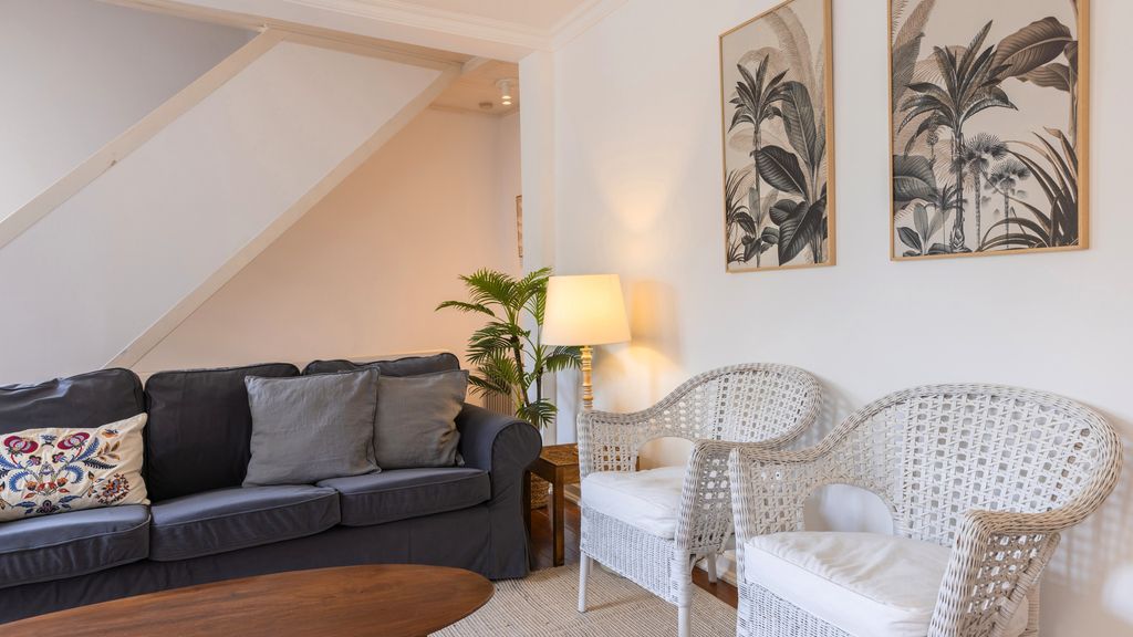 Charming and Bright Townhouse 3BDR by LovelyStay