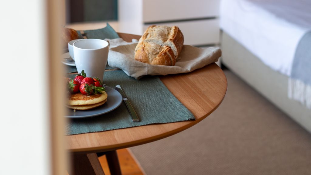 Dirk Apartment - Almada 4º F by LovelyStay