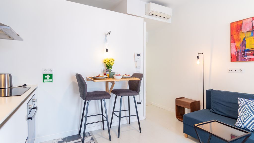 Wonderful Flat in Bonfim by LovelyStay
