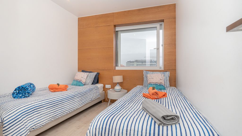 Maestro Apartment by LovelyStay