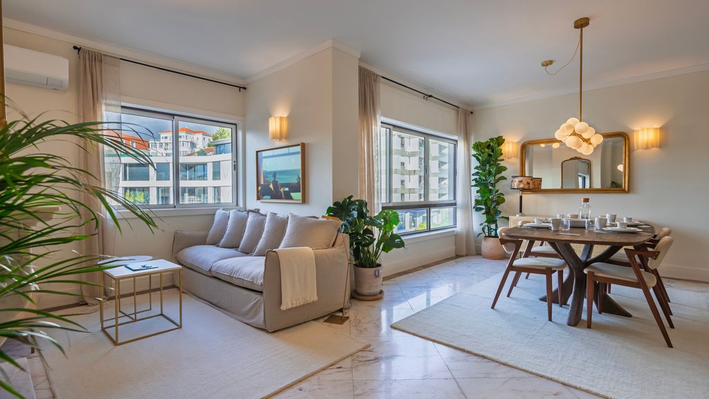 Estoril Upscale Apartment w/ Pool by LovelyStay