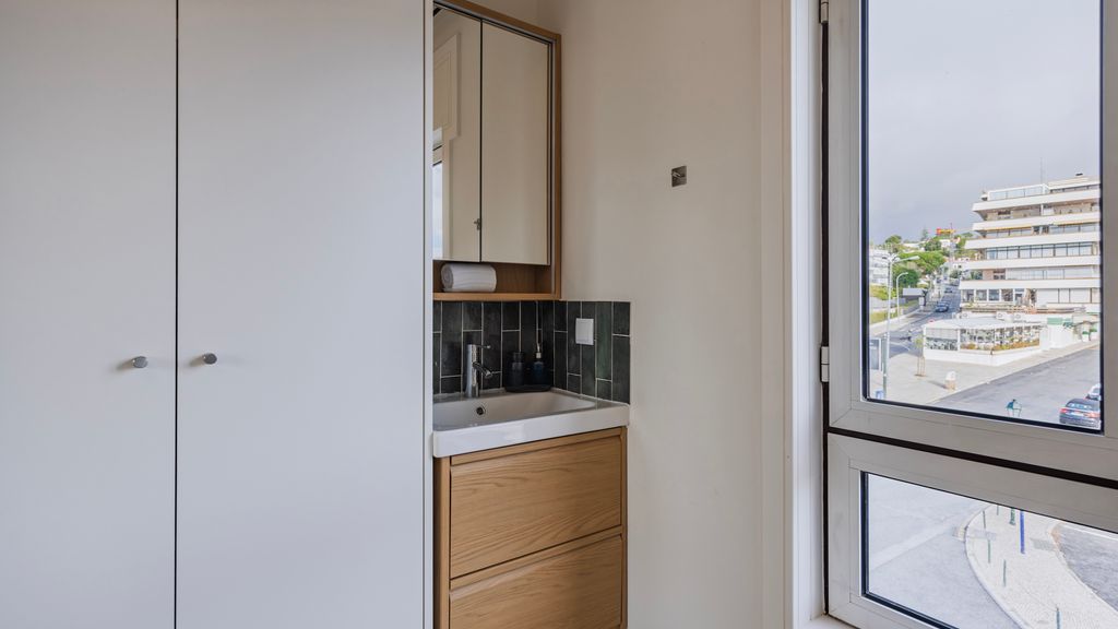 Estoril Upscale Apartment w/ Pool by LovelyStay
