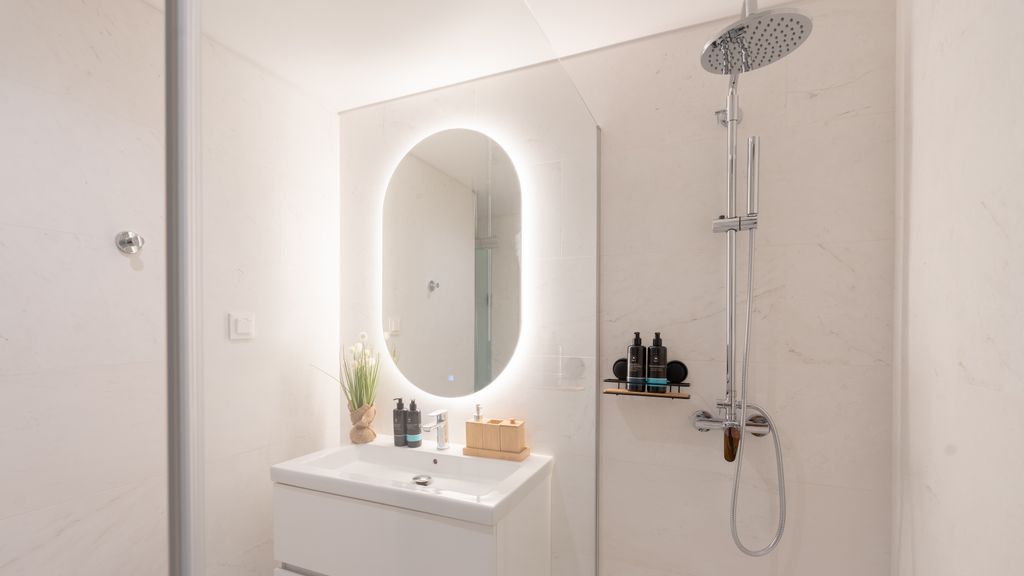 Acqua Sensation Suite by LovelyStay