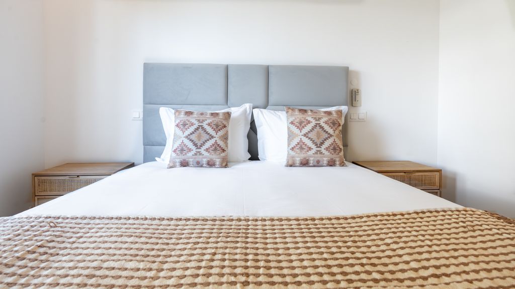 Acqua Sensation Suite by LovelyStay