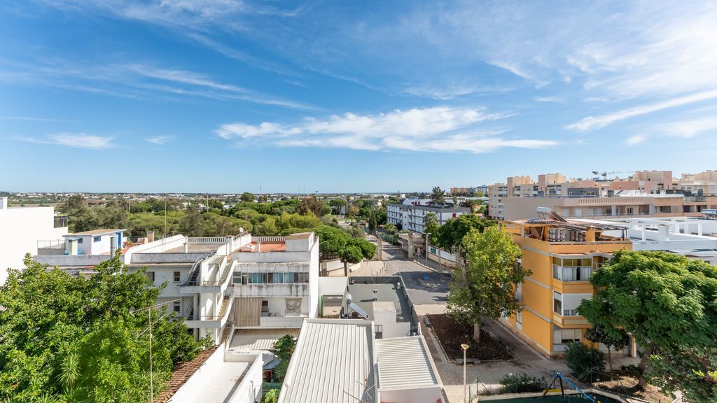 Rua Jornal O Algarve 74