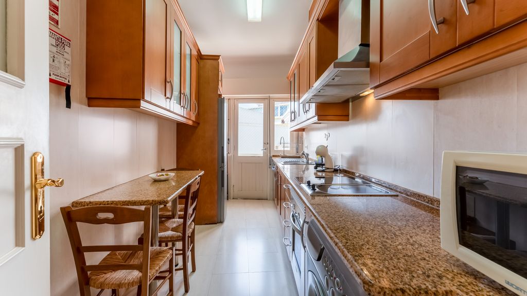Cosy 2Bdr Flat in Faro Downtown by LovelyStay