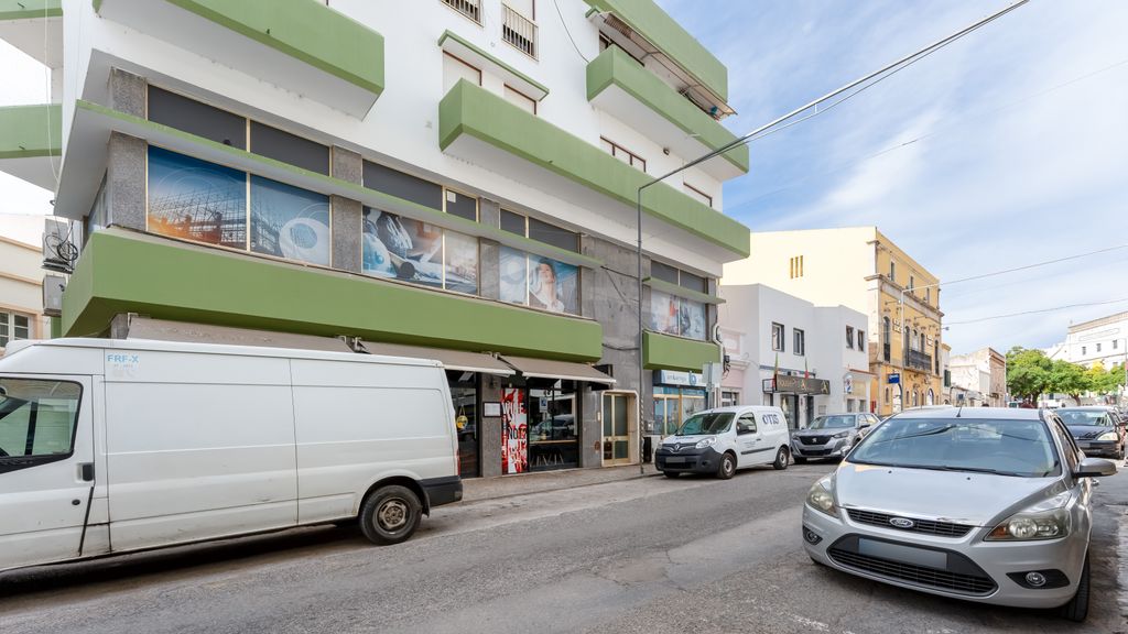 Cosy 2Bdr Flat in Faro Downtown by LovelyStay