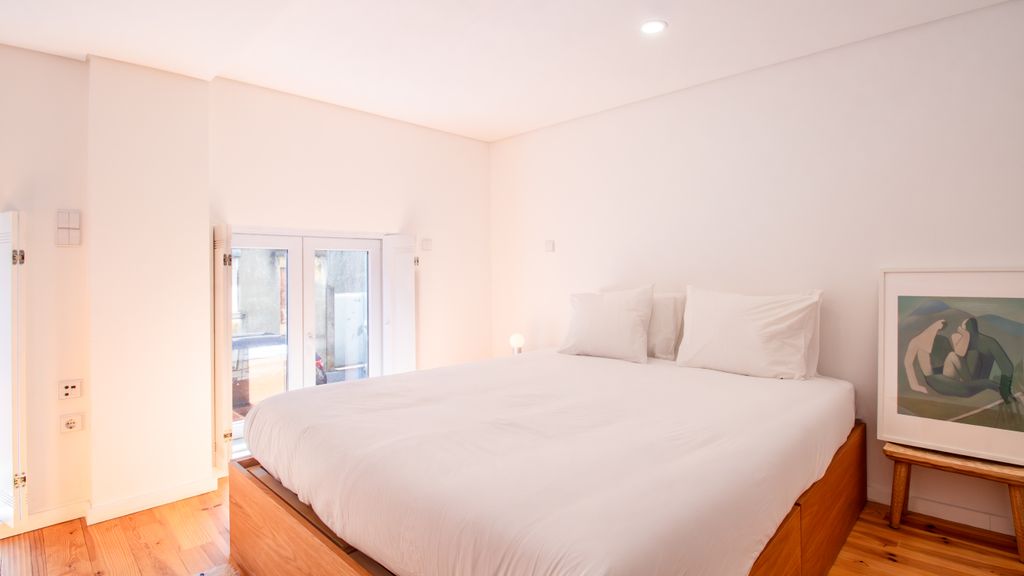 Chic Campanhã Home w/ Free Parking by LovelyStay