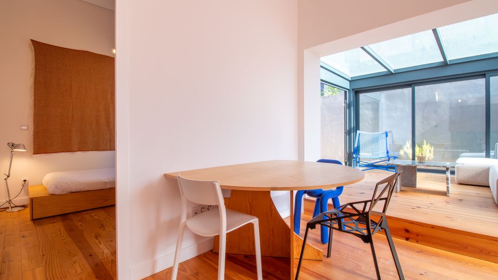 Chic Campanhã Home w/ Free Parking by LovelyStay
