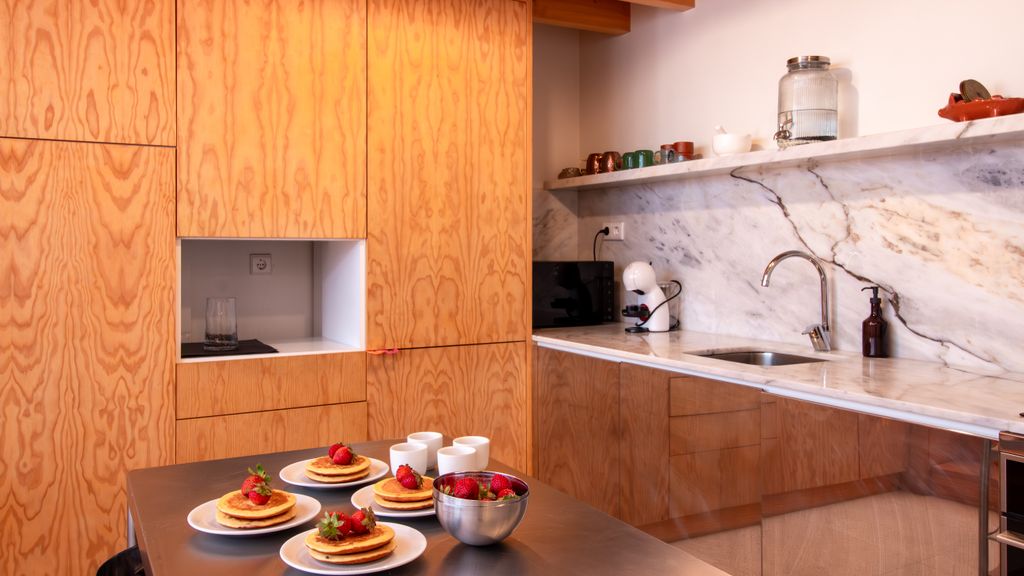 Chic Campanhã Home w/ Free Parking by LovelyStay