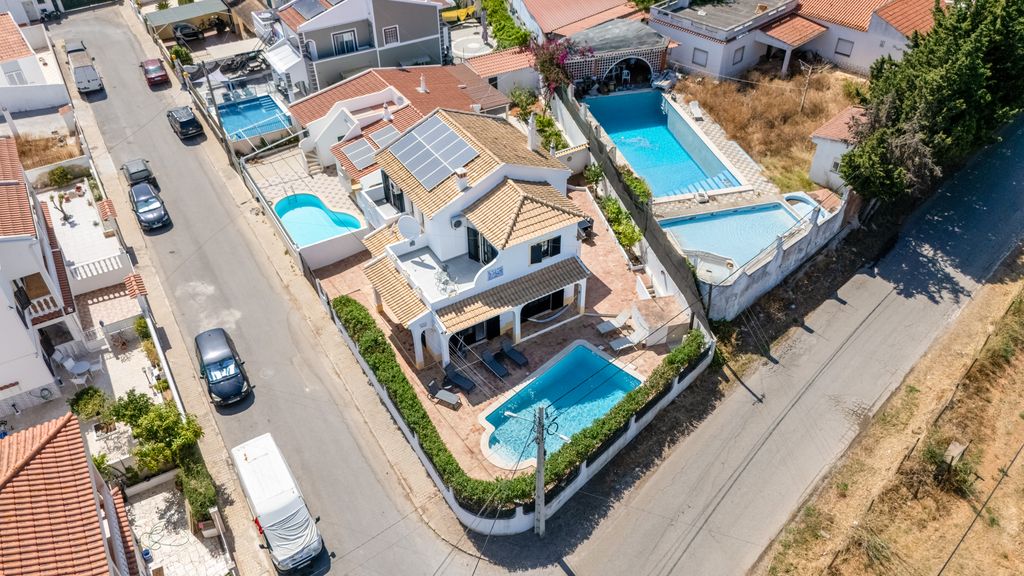 Stylish 3 BDR Retreat w/Pool by LovelyStay