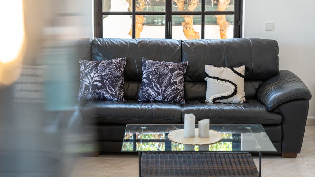 Stylish 3 BDR Retreat w/Pool by LovelyStay