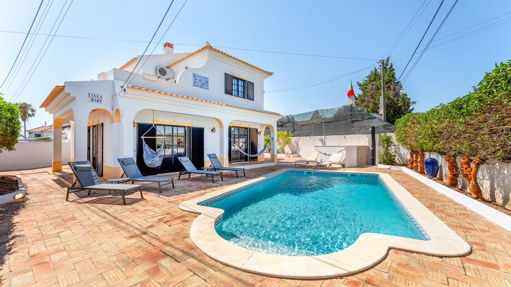 Stylish 3 BDR Retreat w/Pool by LovelyStay
