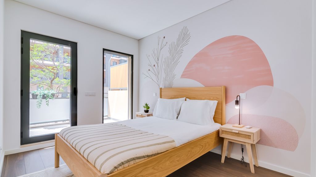 Modern 1BDR Flat w/Pool in Marina by LovelyStay