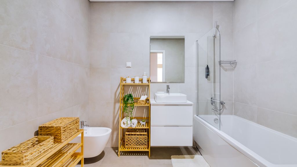 Modern 1BDR Flat w/Pool in Marina by LovelyStay