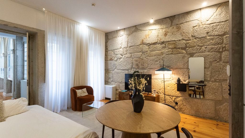 Allderman Apartment - Almada 1º T by LovelyStay