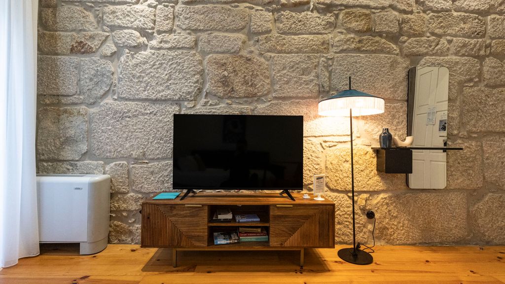 Allderman Apartment - Almada 1º T by LovelyStay