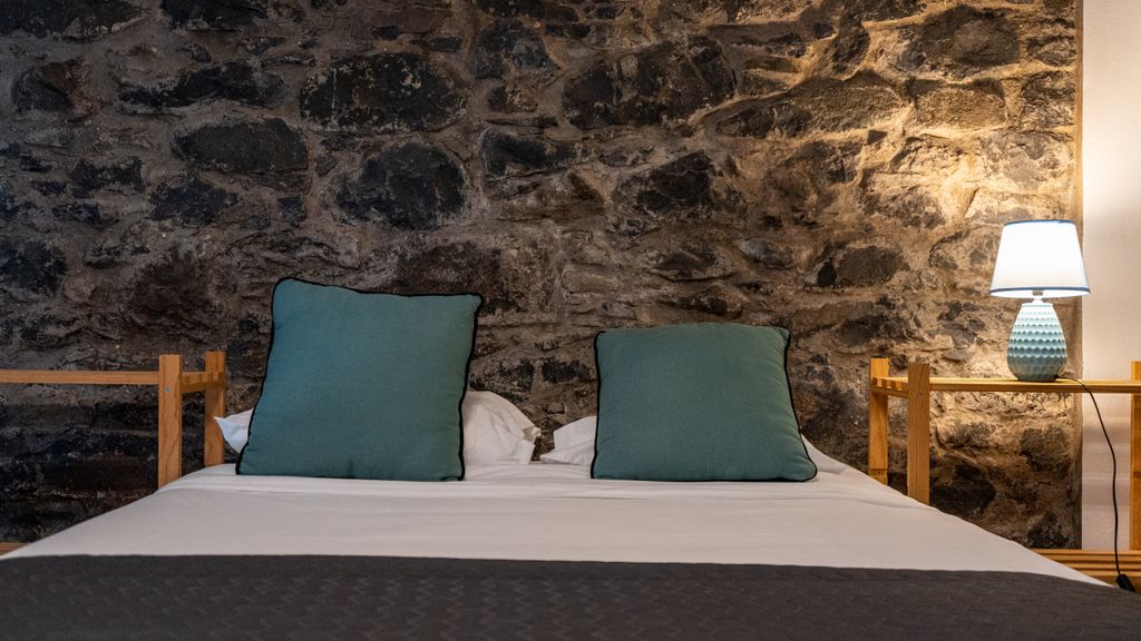 Fajã Stone House by LovelyStay
