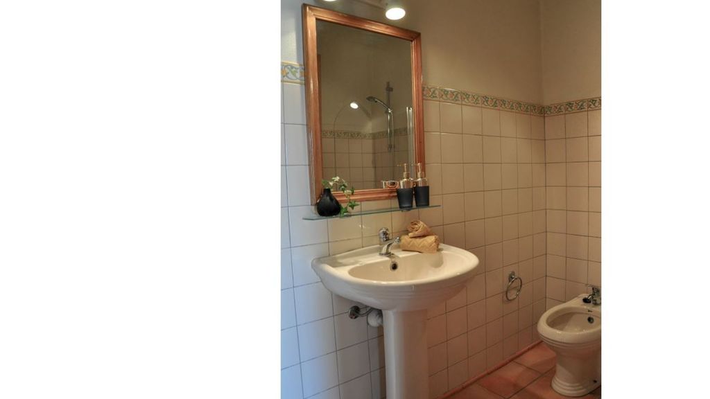 2BDR Townhouse Duplex with Pool by LovelyStay