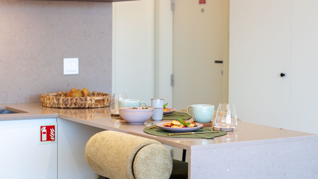 Chic Studio Near Metro & Shopping by LovelyStay
