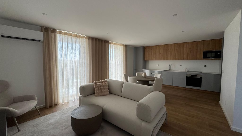 Astro Emanuelle - 10º AU by LovelyStay