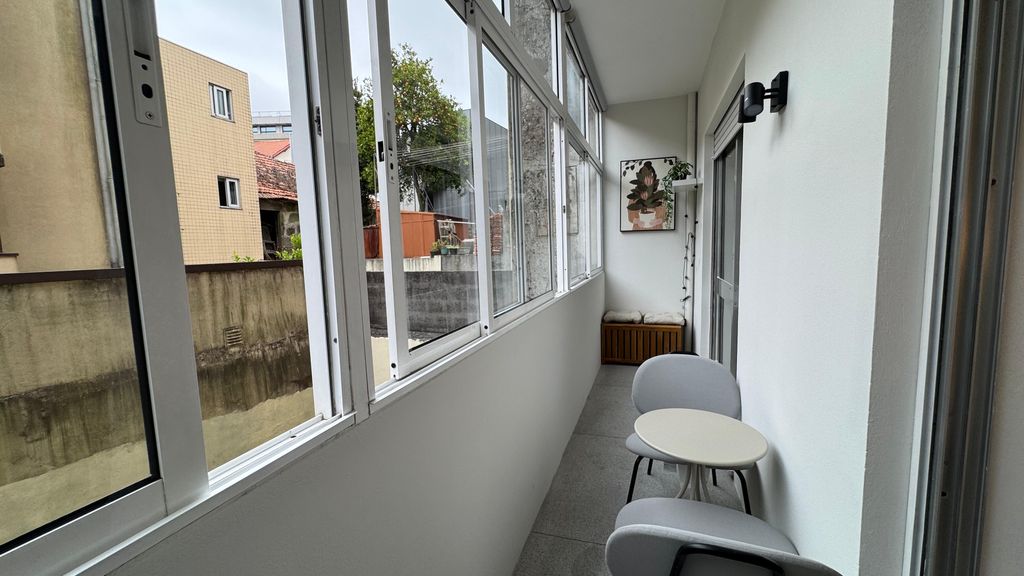 Rua Faria Guimarães 171, 1