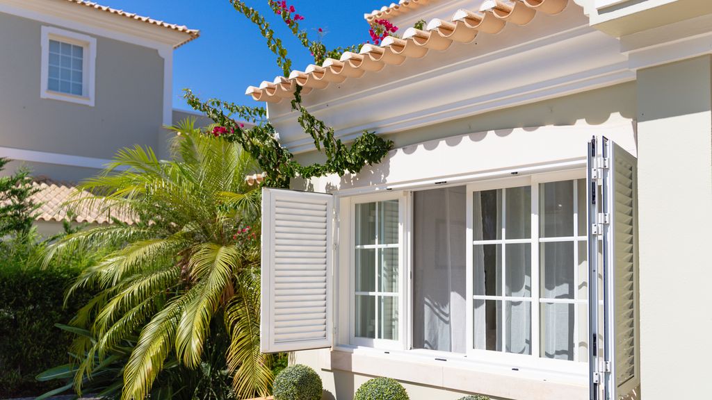 Villa Rosal with Private Pool by LovelyStay