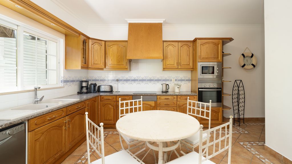 Villa Rosal with Private Pool by LovelyStay