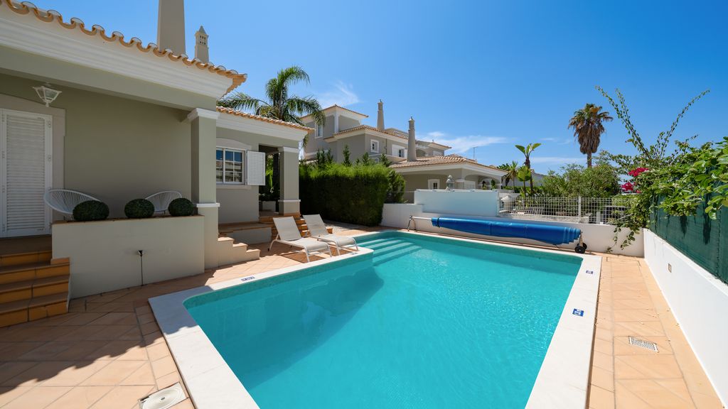 Villa Rosal with Private Pool by LovelyStay