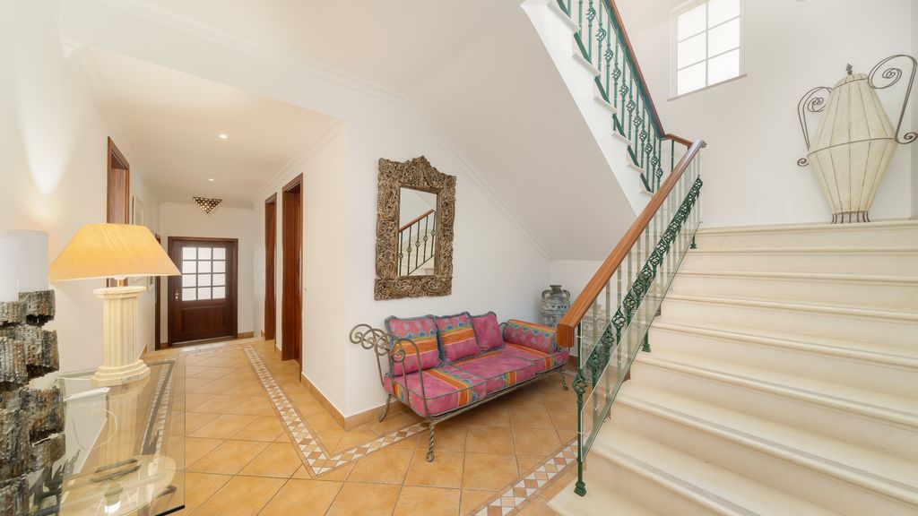 Villa Rosal with Private Pool by LovelyStay