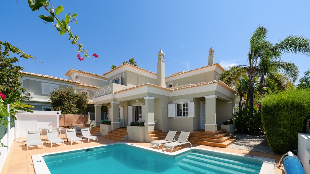 Villa Rosal with Private Pool by LovelyStay