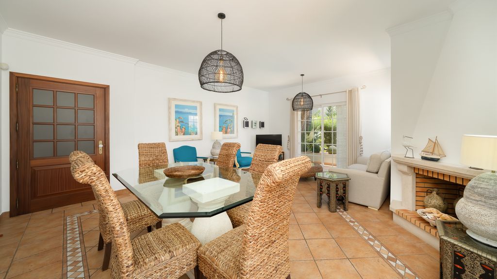 Villa Rosal with Private Pool by LovelyStay