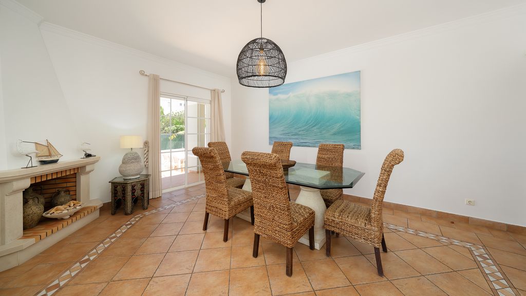 Villa Rosal with Private Pool by LovelyStay