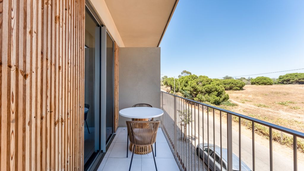 Luxury 1Bdr Flat w/Pool in Quarteira by LovelyStay