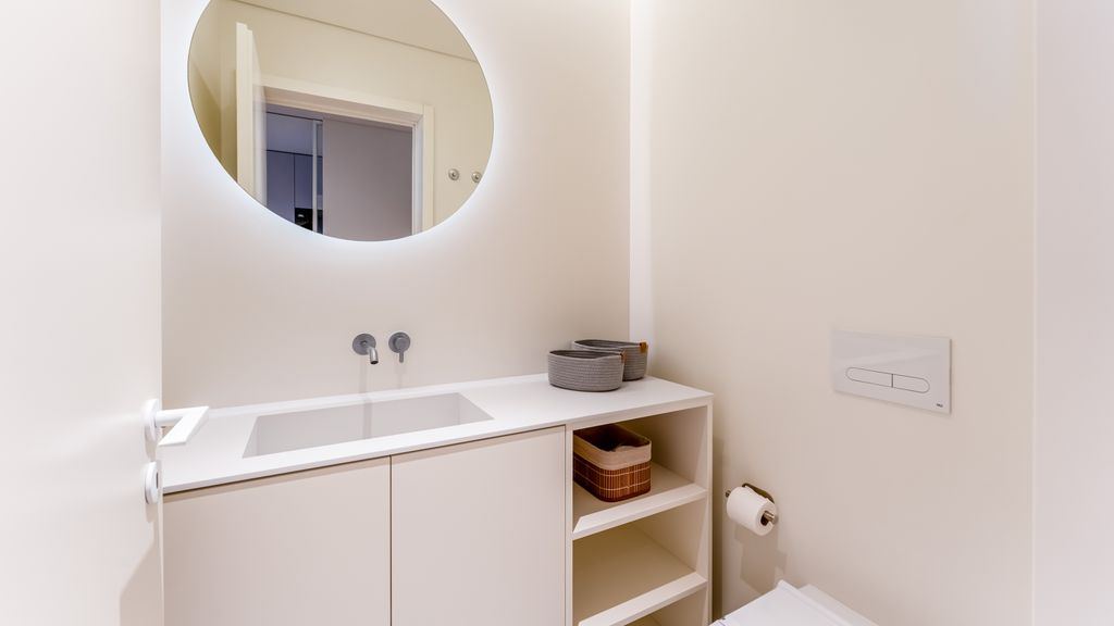 Luxury 1Bdr Flat w/Pool in Quarteira by LovelyStay