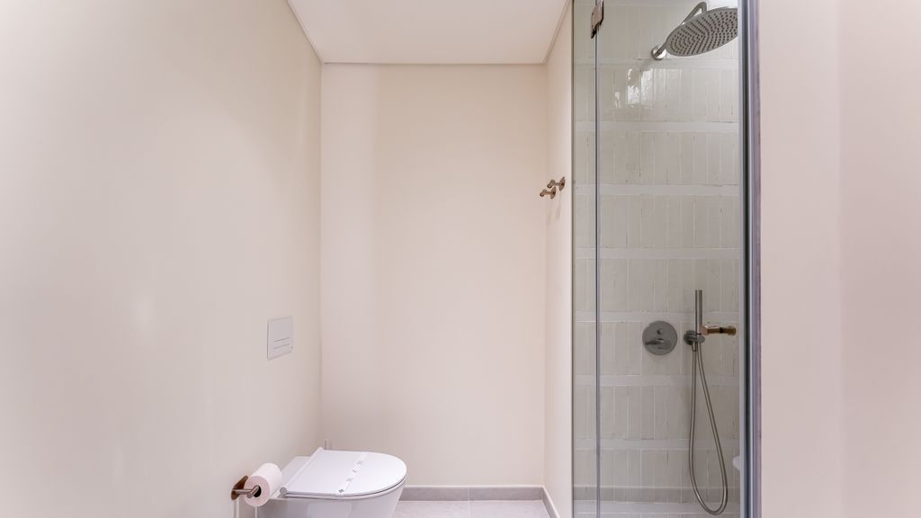 Luxury 1Bdr Flat w/Pool in Quarteira by LovelyStay