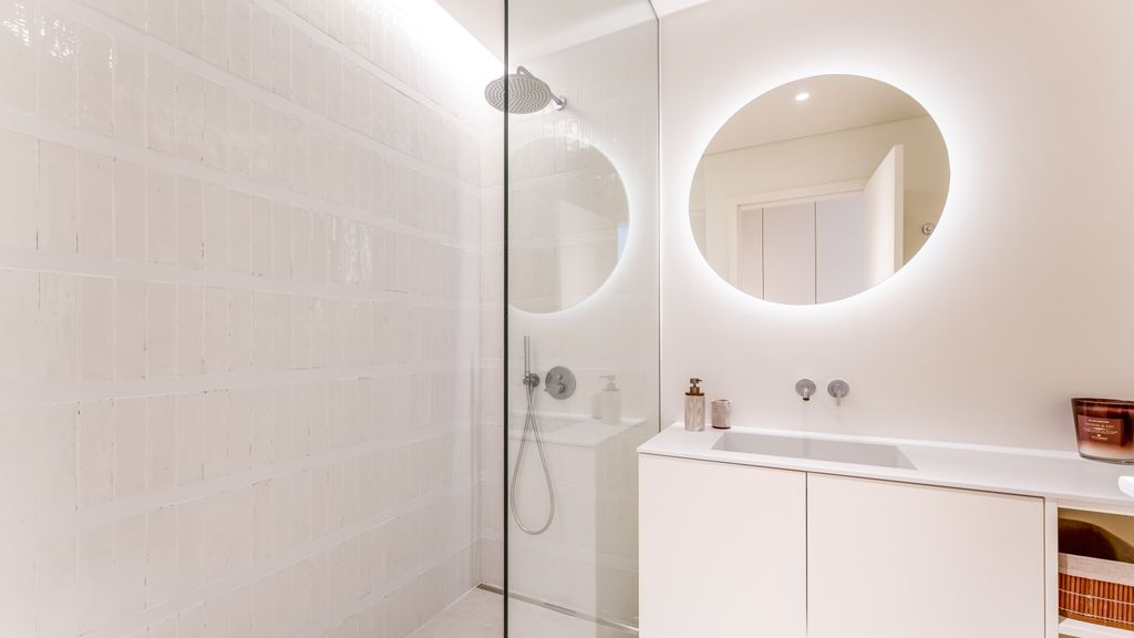 Luxury 2Bdr Flat w/Pool in Quarteira by LovelyStay