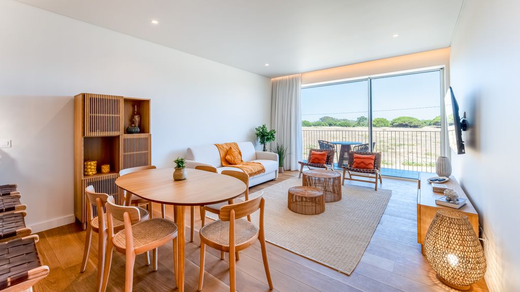 Luxury 2Bdr Flat w/Pool in Quarteira by LovelyStay