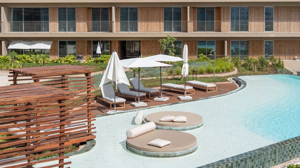 Luxury 2Bdr Flat w/Pool in Quarteira by LovelyStay