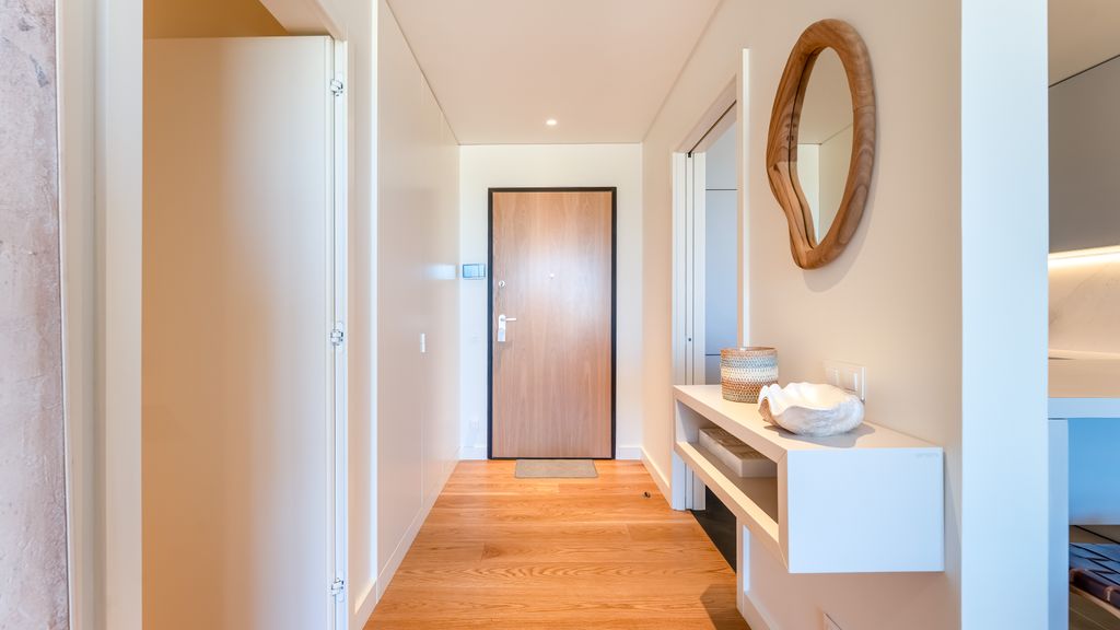Luxury 2Bdr Flat w/Pool in Quarteira by LovelyStay