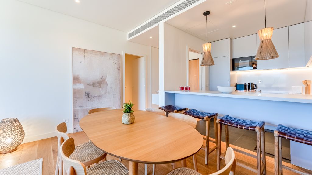 Luxury 2Bdr Flat w/Pool in Quarteira by LovelyStay