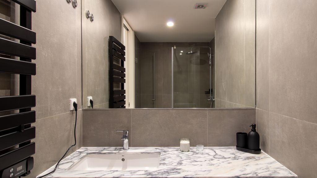 Stylish & Cozy 1BR w/ AC by LovelyStay