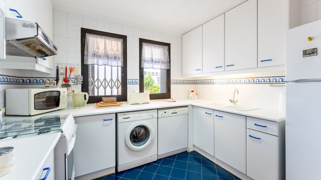 Villa Ipanema Poolside Living by LovelyStay
