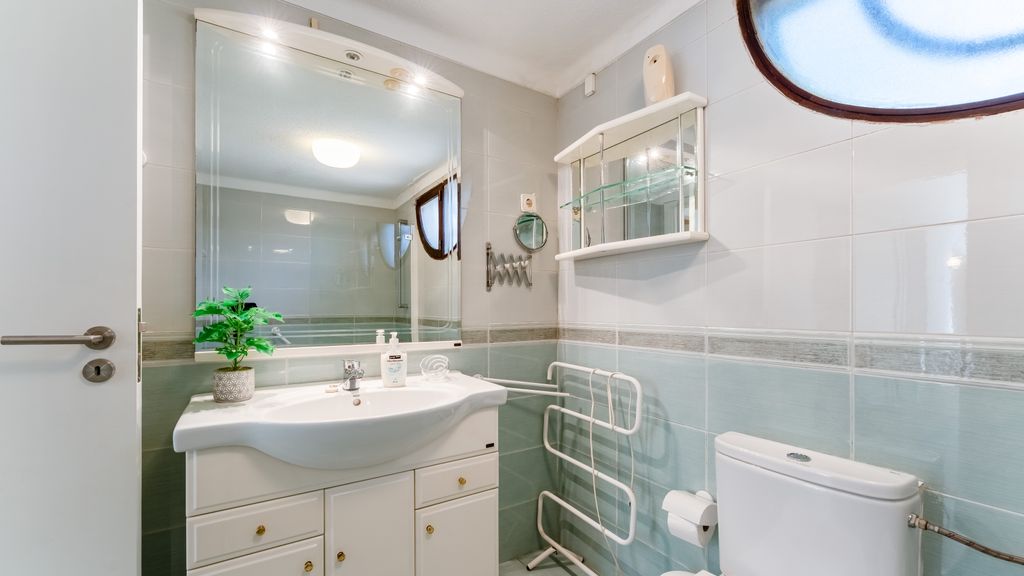 Villa Ipanema Poolside Living by LovelyStay
